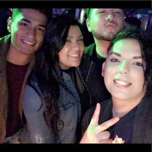 Meet your Posher, Leonila